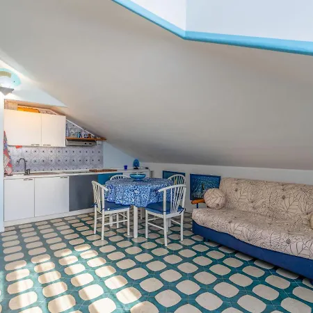 Attic By Interhome *