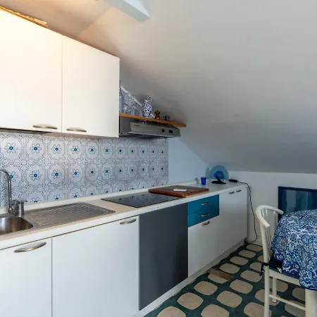 Attic By Interhome *