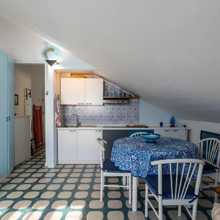 Apartamento Attic By Interhome